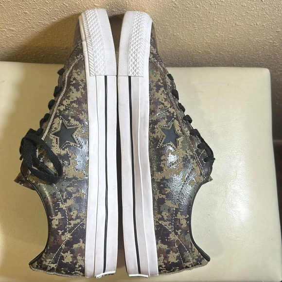 Converse Cons size 12 - Picture 5 of 9